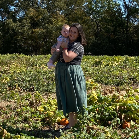 Meet your Posher, Andrea - Picture 4 of 4